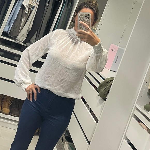 Express Tops - BNWT EXPRESS Sheer w Glitter Top ✨ 💕